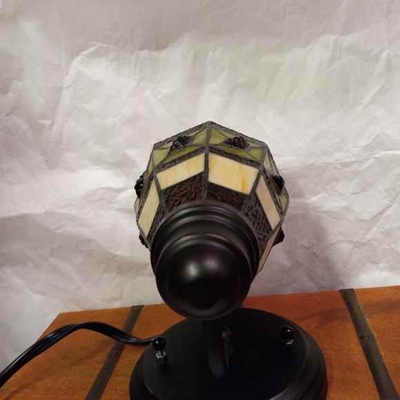 VINTAGE Tiffany Style Wall Lamp - Picture 9 of 11